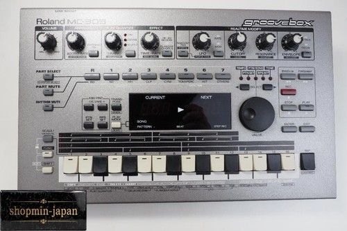Roland 303 groovebox - mc-303,